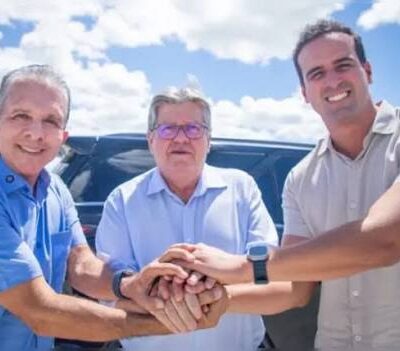 Após “pingue-pongue” de prefeitos, Lucas, João, Nabor e Hugo sentam à mesa. Avaliação é de reunião tranquila