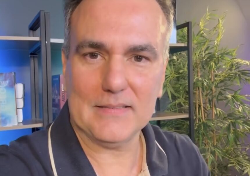 Sérgio Queiroz encerra discussão sobre participar das eleições deste ano