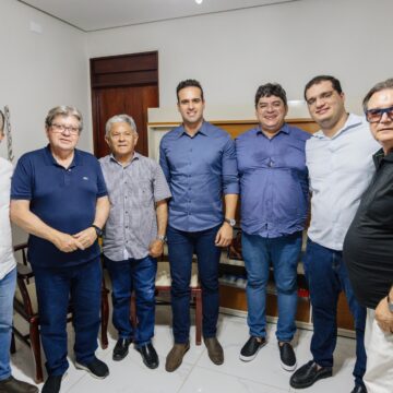 866daecb-7e7b-4b2b-9ec8-cd572ed73e14.jpg Dr. Verissinho e vice-prefeito de Pombal anunciam apoio a Lucas, João e Nabor