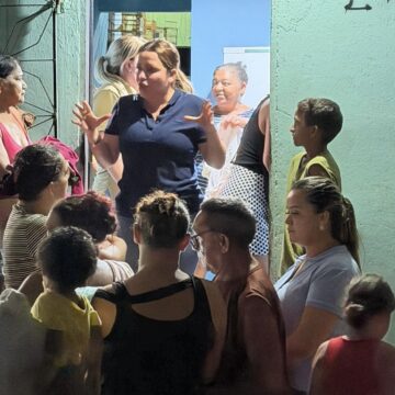 Prefeita de Bayeux anuncia ações emergenciais em visita às áreas afetadas pelas chuvas