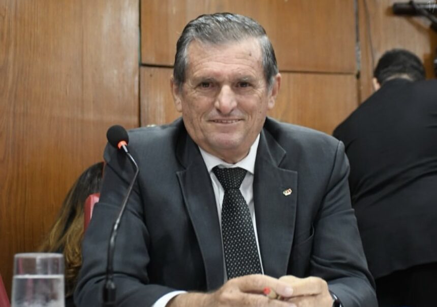Apoiador de Cícero, Odon Bezerra deixa Secretaria-Geral do PSB