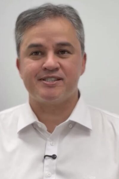 Efraim constrói discurso para não perder eleitor em meio à polarização