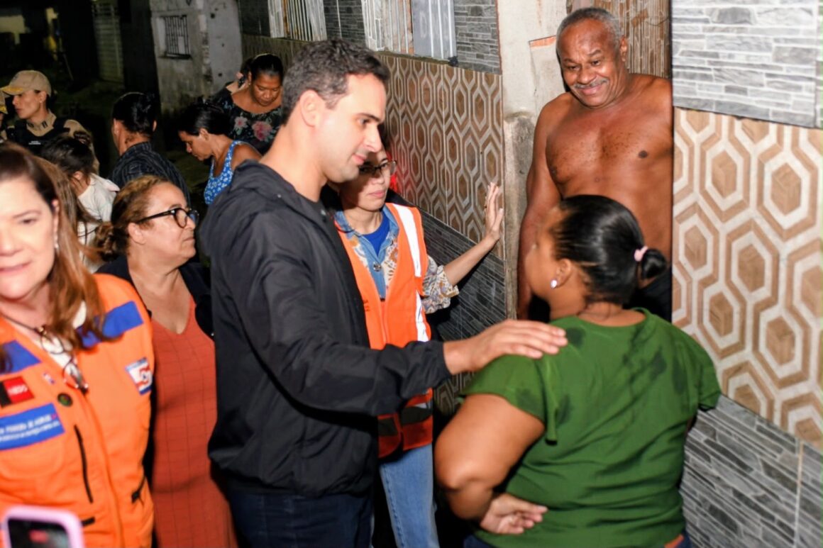 Lucas Ribeiro visita áreas afetadas pelas chuvas no final de semana