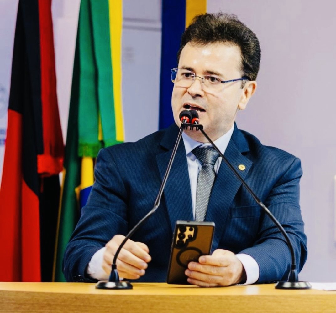 204721d8-bbe3-48ce-9e34-9351f4ae5ed0.jpg Na escolha do líder da oposição na ALPB, grupo de Efraim Filho sai na frente; Aledson Moura assume