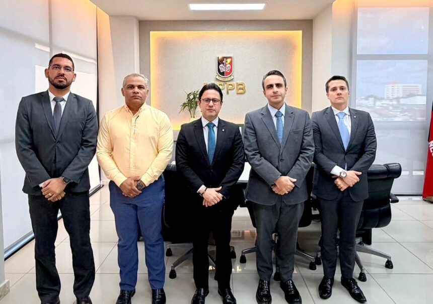 cecf8862-c472-4a79-9787-b468f9290449 Prefeito de Cabedelo busca orientação do MPPB para ampliar transparência na gestão