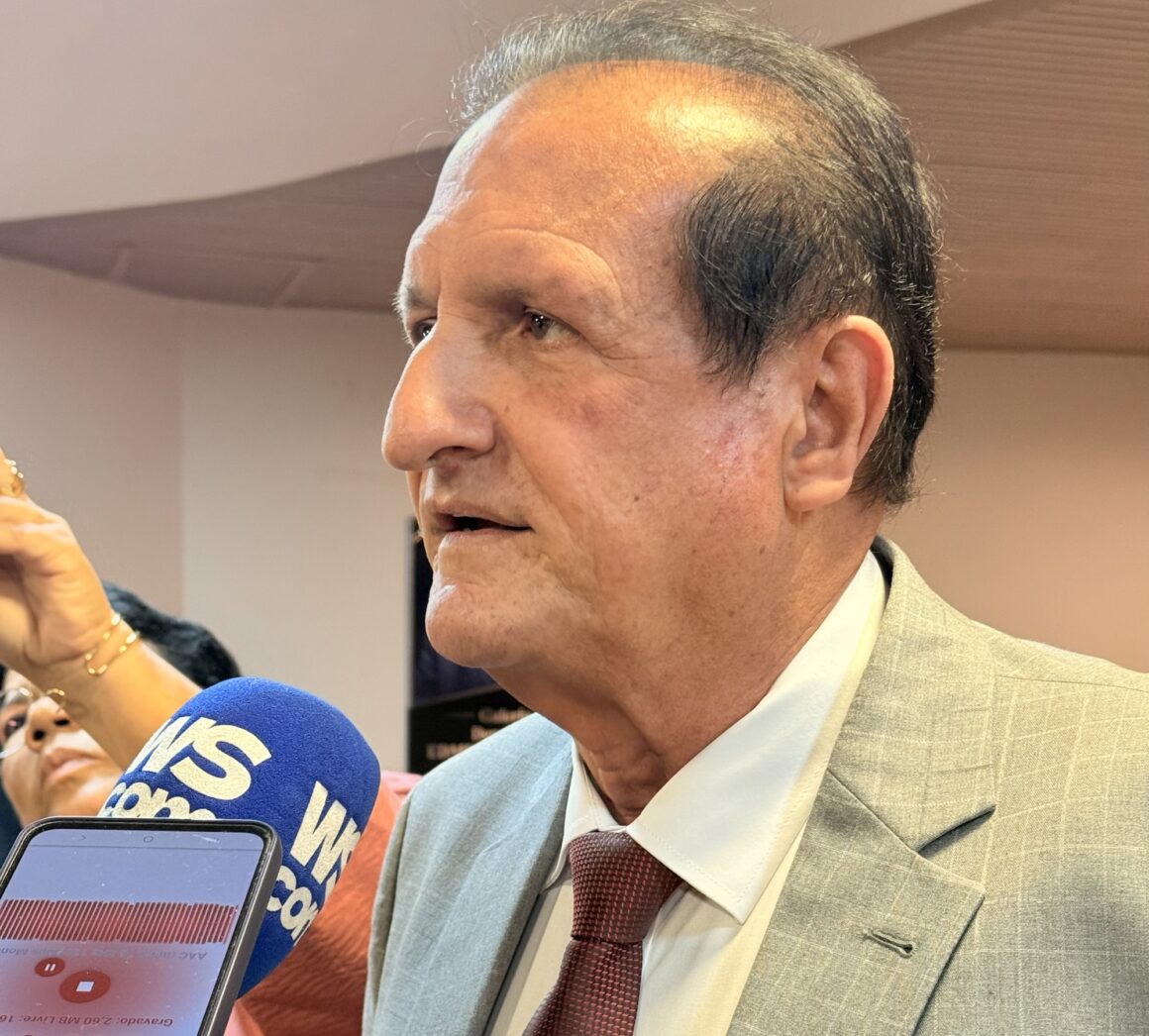 img_0132.jpg Dividida, oposição vende tese de amizade, mas esquece que o eleitor só votará em um