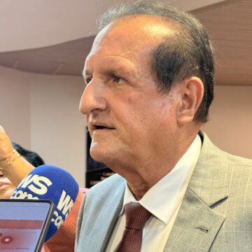 img_0132.jpg Dividida, oposição vende tese de amizade, mas esquece que o eleitor só votará em um