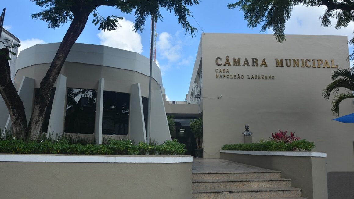 img_0158.jpg Juiz atesta a não competência da CMJP e determina suspensão de ‘CPI da Cagepa‘