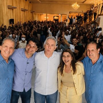 Leo e Nabor lado a lado em evento de apoio à pré-candidatura de Eliza Virgínia