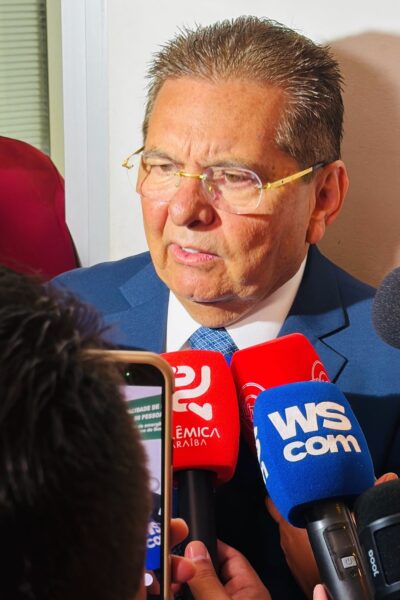 Analistas destacam Adriano Galdino como fiel da balança nas eleições da Paraíba