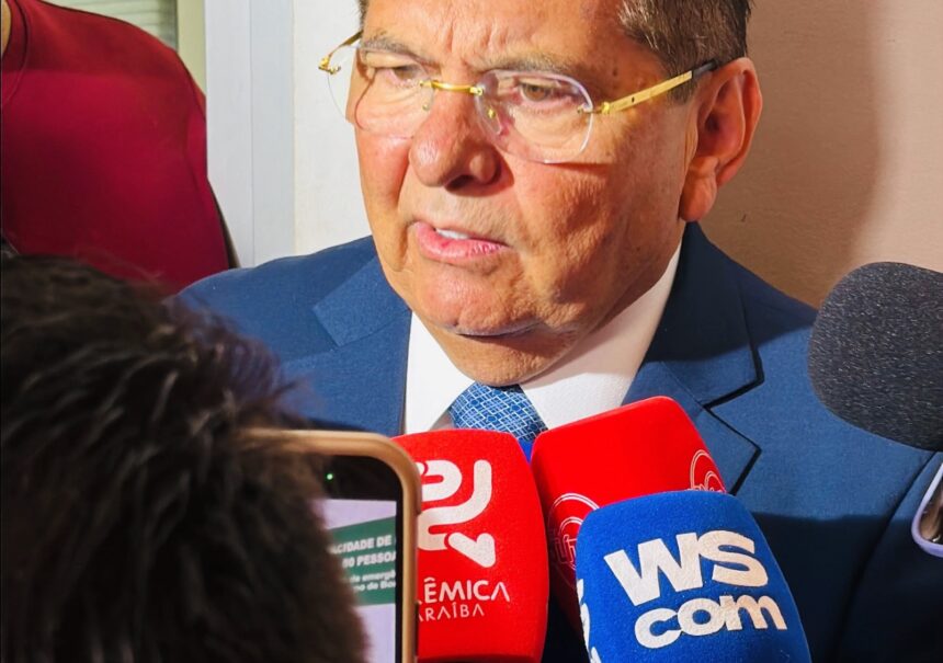 Analistas destacam Adriano Galdino como fiel da balança nas eleições da Paraíba