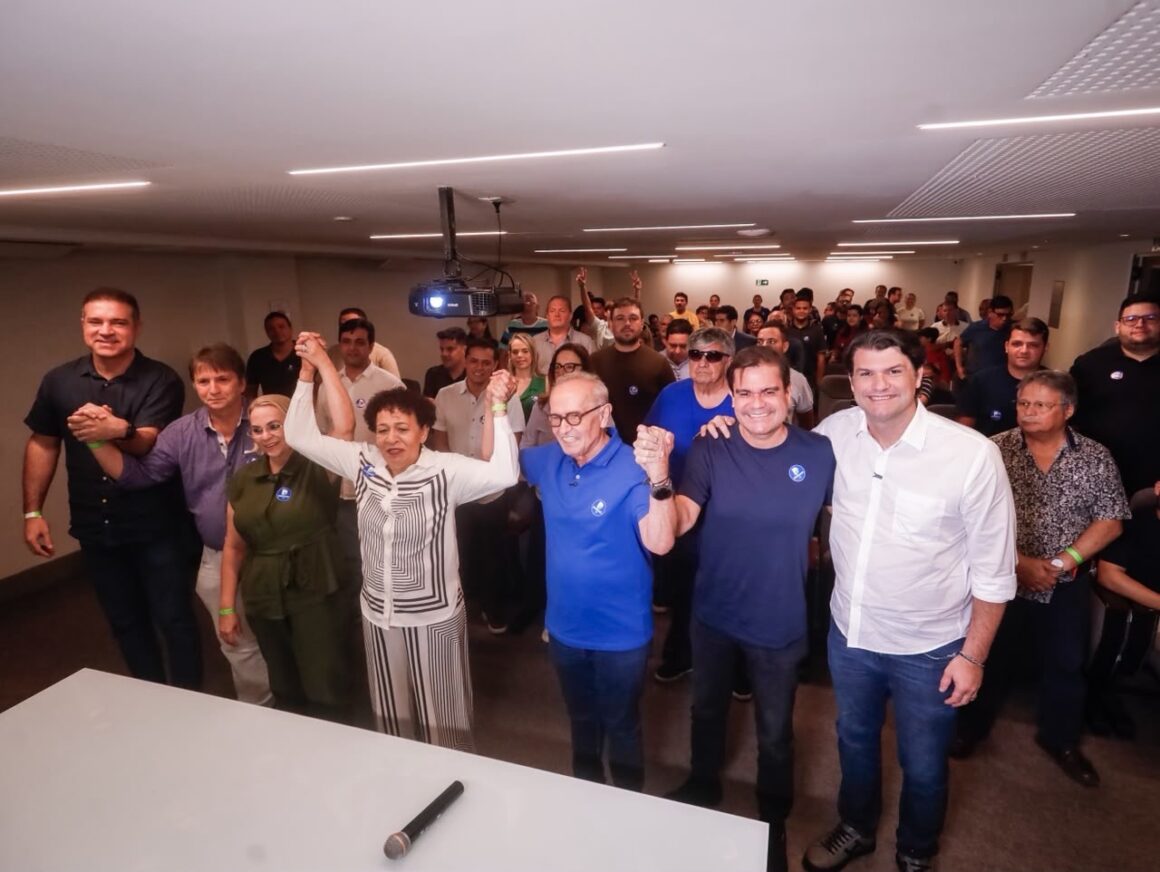 Antigo PMB, Democrata oficializa apoio a Cícero para a disputa pelo Governo