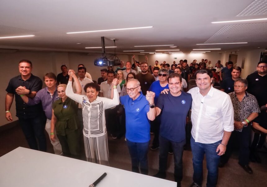 Antigo PMB, Democrata oficializa apoio a Cícero para a disputa pelo Governo