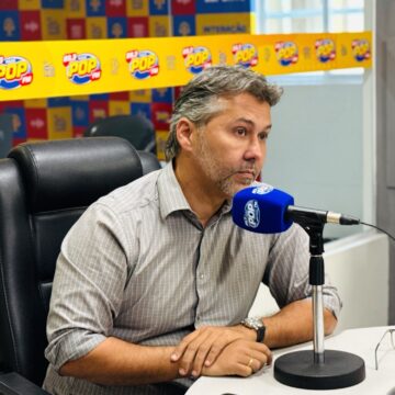 Romero se licencia e Leonardo Gadelha assume mandato na Câmara