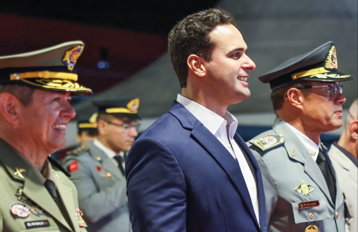 acb6e80a-46f3-4740-84e0-9ec61b90d222 Lucas Ribeiro autoriza convocação de mais PMs e Bombeiros durante formatura de oficiais