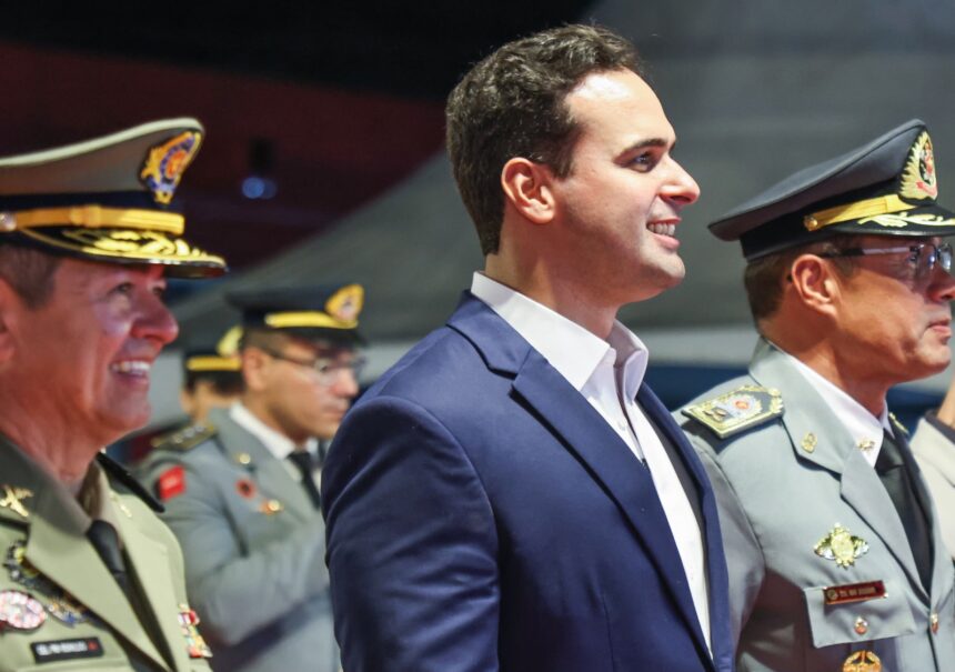 acb6e80a-46f3-4740-84e0-9ec61b90d222 Lucas Ribeiro autoriza convocação de mais PMs e Bombeiros durante formatura de oficiais