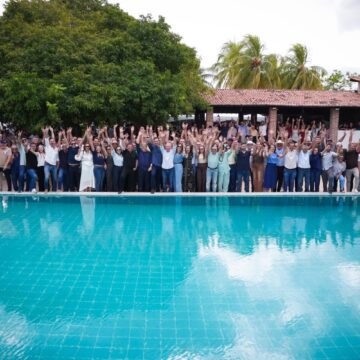 Encontro com mais de 30 prefeitos reforça unidade da base governista na Paraíba
