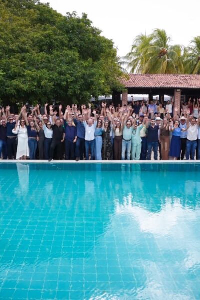 Encontro com mais de 30 prefeitos reforça unidade da base governista na Paraíba
