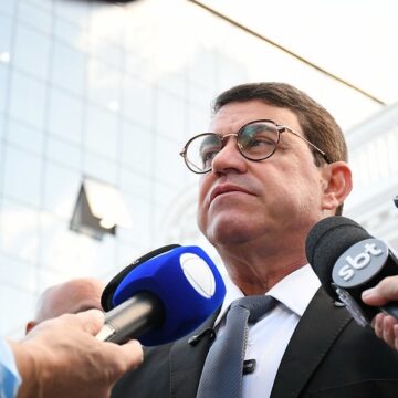 img_0568 Dinho diz que segue Cícero e Veneziano, mas não descarta apoio a Nabor