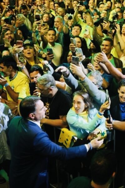 Screenshot PL homologa nome de Flávio Bolsonaro, mas vice ainda é incógnita