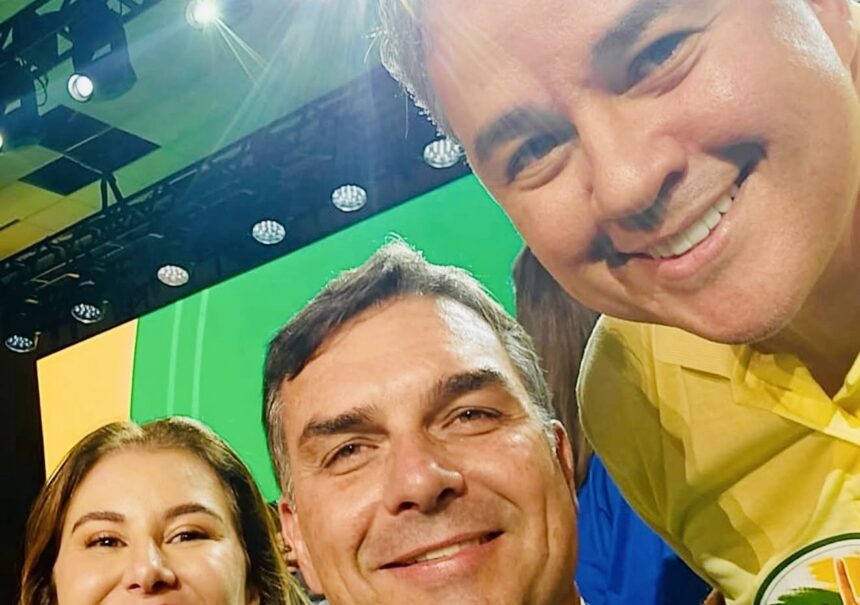 Efraim volta animado da convenção nacional do PL e confirma presença de Flávio no dia 2 na PB