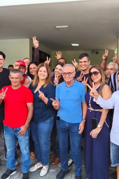 Cícero Lucena recebe adesão de grupo de oposição em Bananeiras