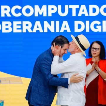 Gesto de “pai para filho” diz muito sobre a relação entre Lula e Hugo Motta