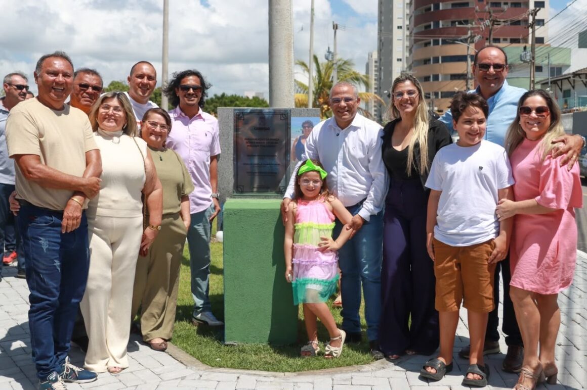 da78f39e-ab91-4f56-9405-9355b4f13a5f Prefeito de Cabedelo entrega Praça Tia Sônea e amplia opções de lazer em Ponta de Campina