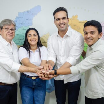 dad55b73-5165-43b7-a8b9-08e9dbd89309 Jackson Alvino diz ser partidário e confirma apoio a Lucas Ribeiro