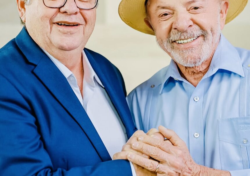 Screenshot Em dia de anúncio de Leo, João aparece ao lado do presidente Lula